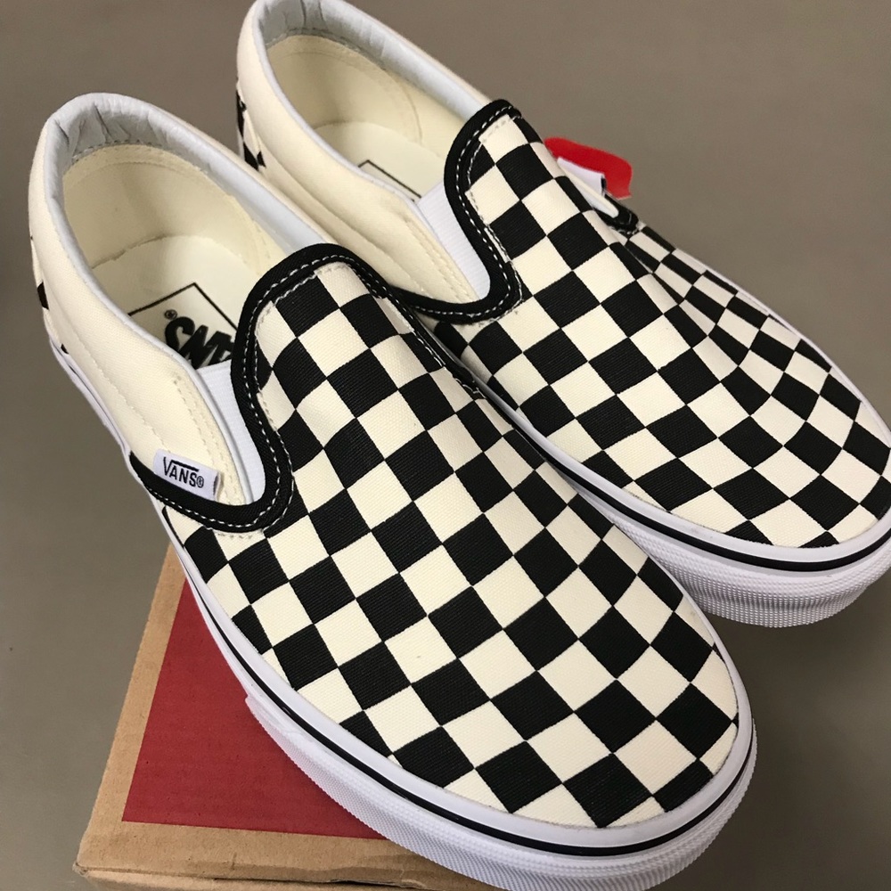 Worn 2-3 timesVans Slip on Women’s Black/White